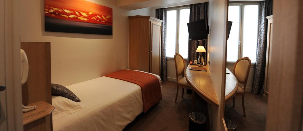 Hôtel Du Midi Paris Montparnasse - 3