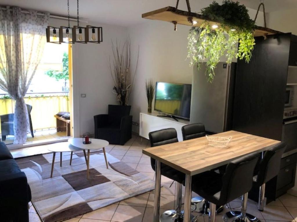 Location saisonnière Menton 220 M des plages - 1