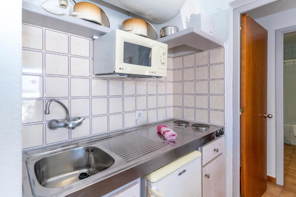 O7 Vista Blanes — Hotel rooms in Cala'n Blanes, Balearic Islands