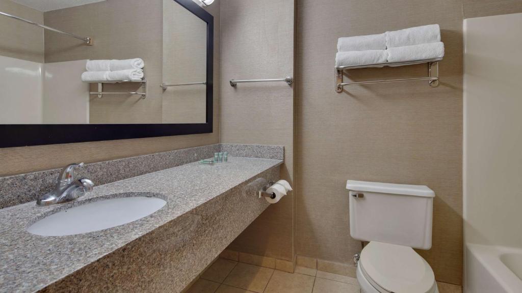 Best Western Pontiac Inn photo