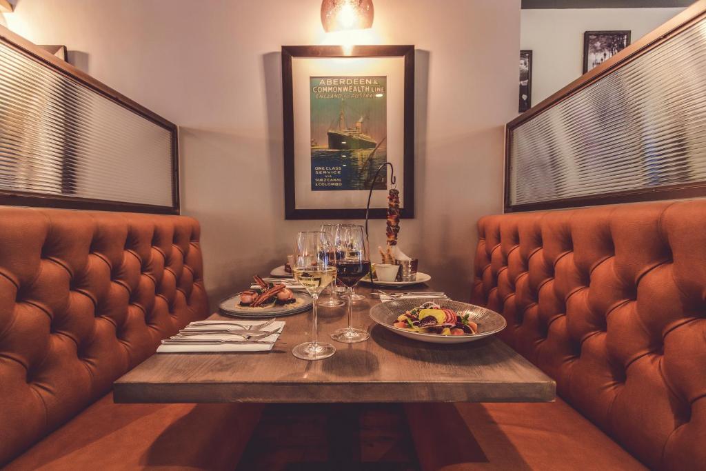 Broadcroft Hotel photo