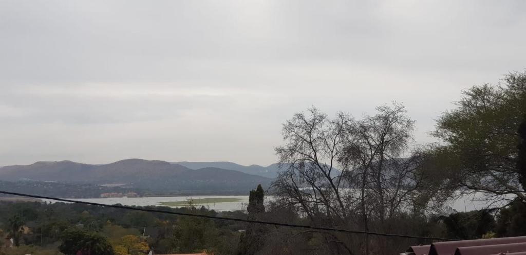 Mia Hills guest house photo