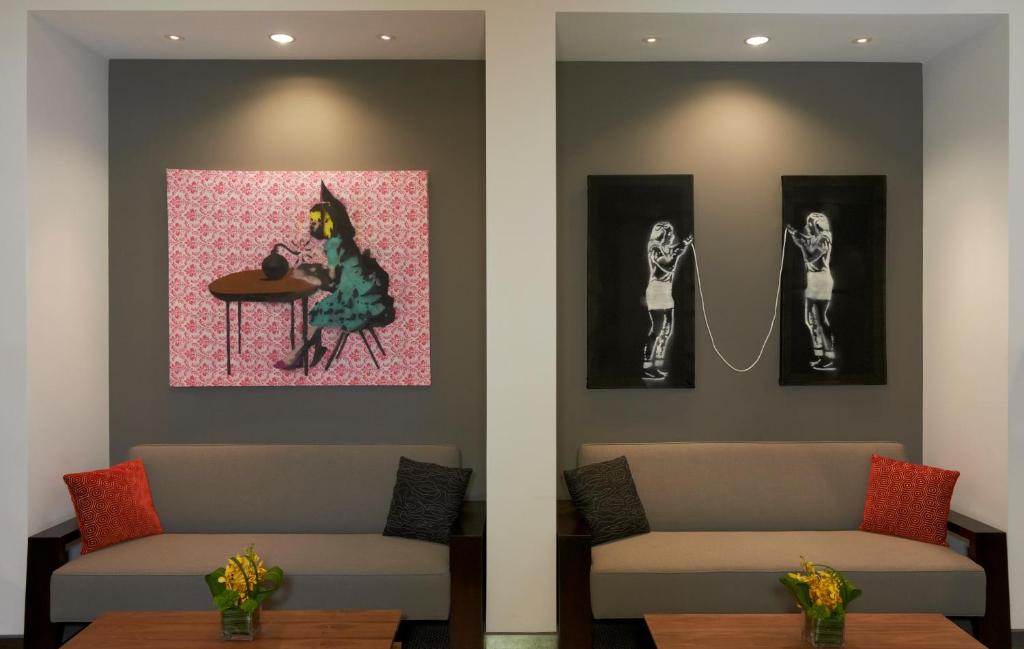 Bar/lounge