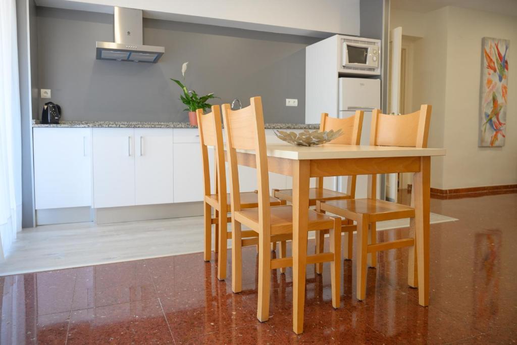 Albatros Family — Salou, Catalonia