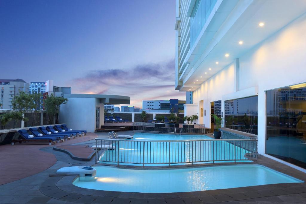 Novotel Jakarta Gajah Mada Hotel