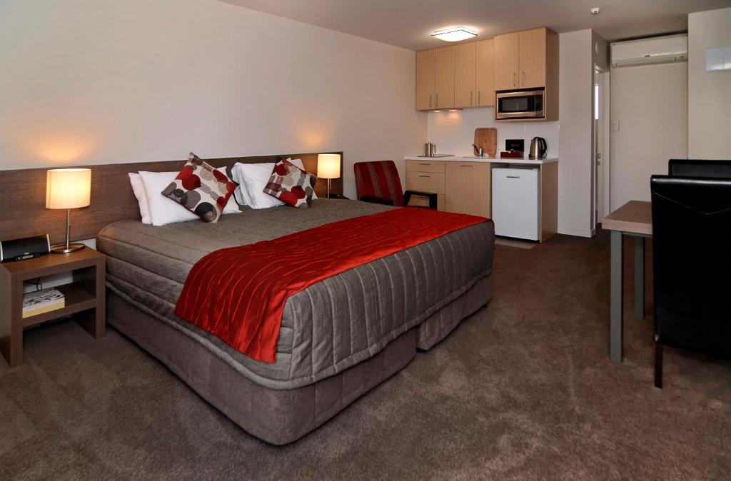 Lincoln Motel photo