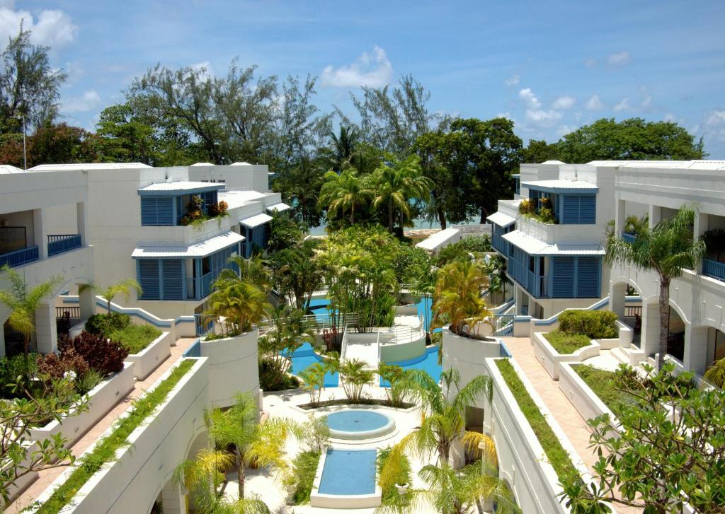 Savannah Beach Club Hotel &amp; Spa — Hotel in Garrison