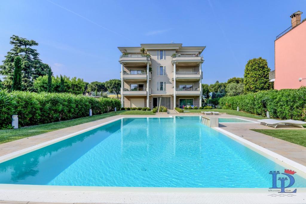 Oscar Luxury Suite DesenzanoLoft Official Partner Homes & Villas by Marriott Bonvoy - 5