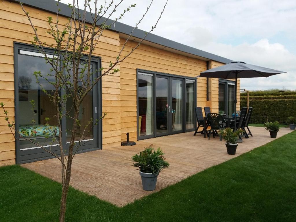 luxe Vakantie bungalow met 3 slaapkamers 전경