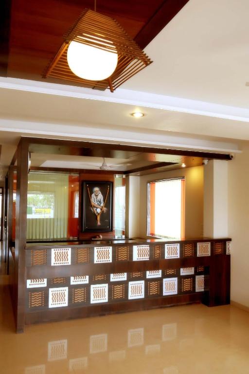 Hotel Sai Ramanand photo