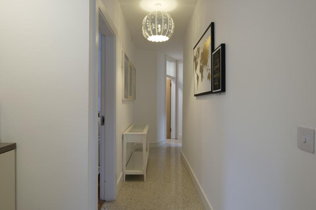 The Eyre Square Townhouse photo