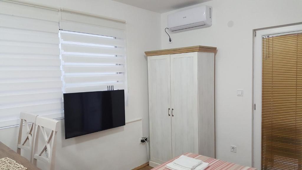 Sea View Studio - 4