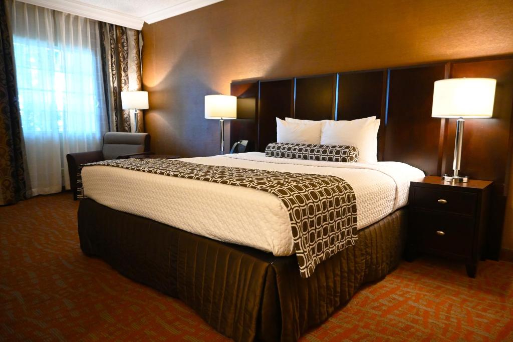 The Hotel Fullerton Anaheim Photo 38