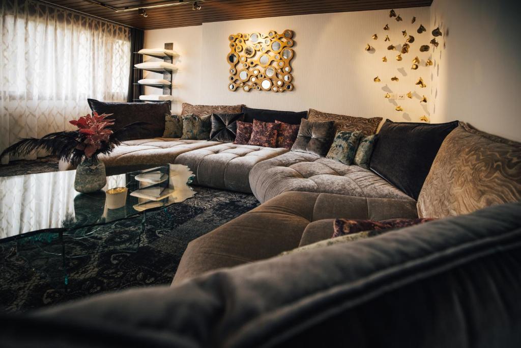 CHRIStania Room