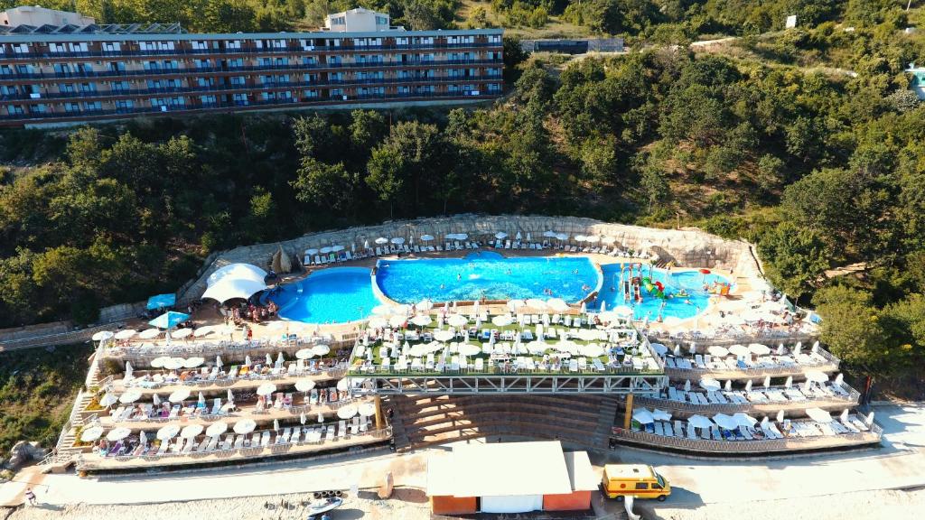 Paradise Beach Residence - Ultra All Inclusive — Swimming pool in Sveti Vlas, Burgas Region