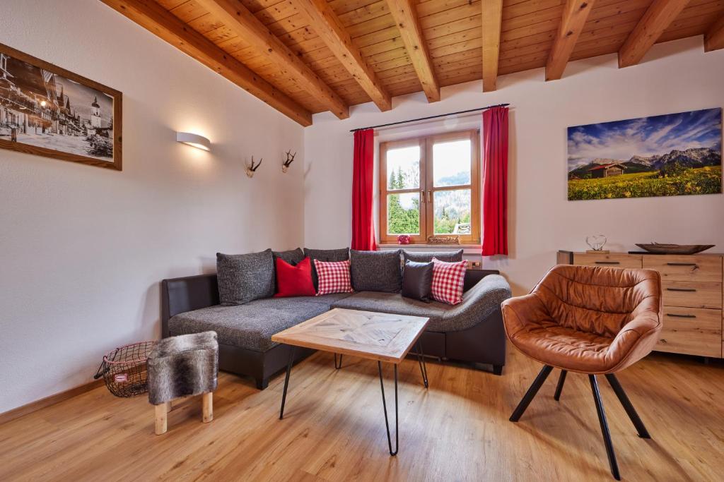 Ferienwohnungen Alpspitzecho photo