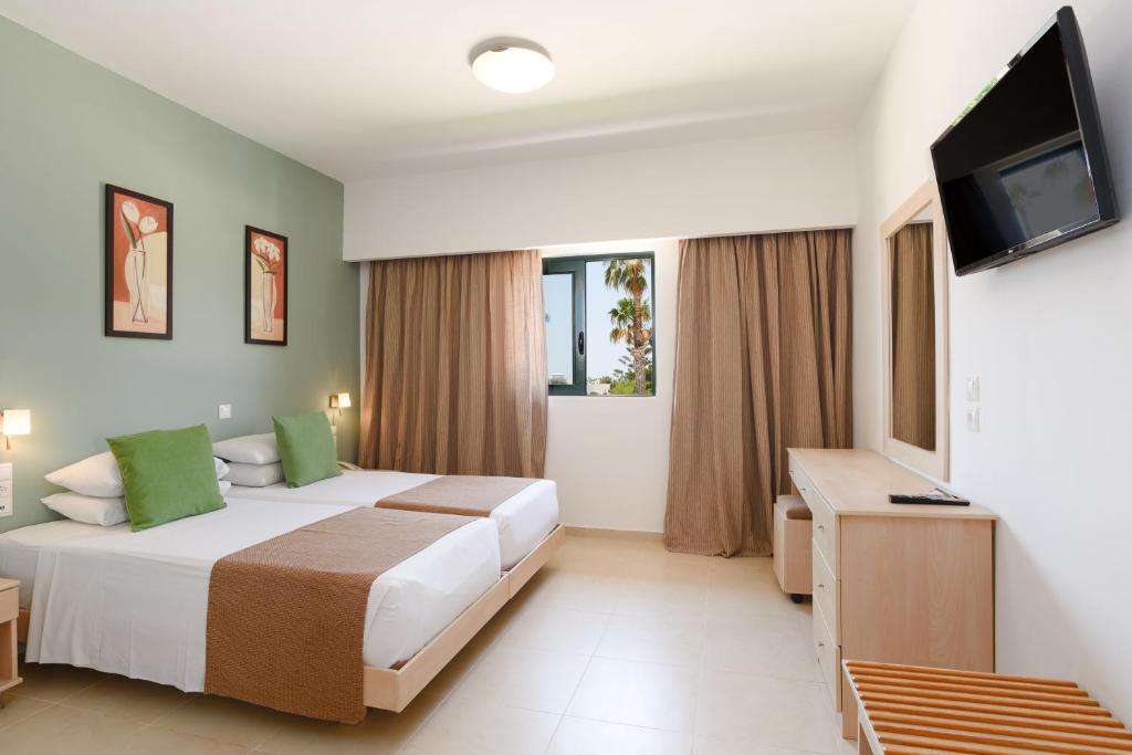 Pefkos Village Resort — Pokoje in Pefkos, Wyspy Egejskie Południowe
