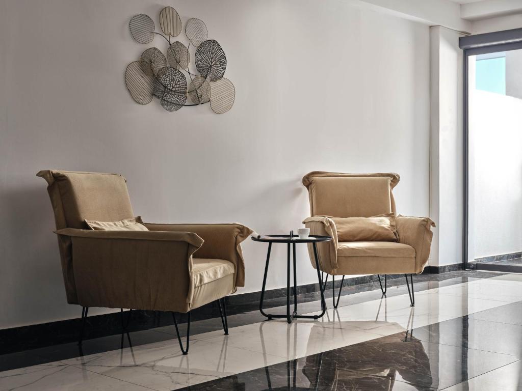 Cavo Orient Beach Hotel & Suites photo