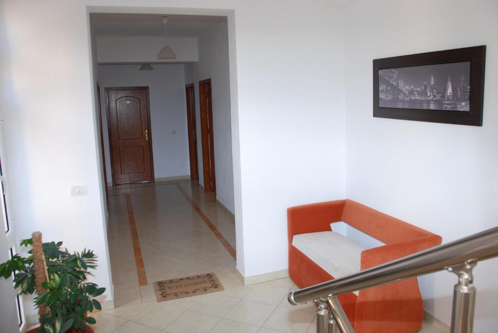 フロント・ロビー