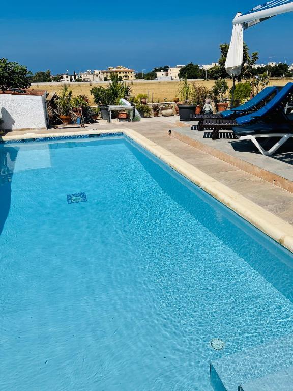 Peaceful semi detached house with private pool near the sea photo