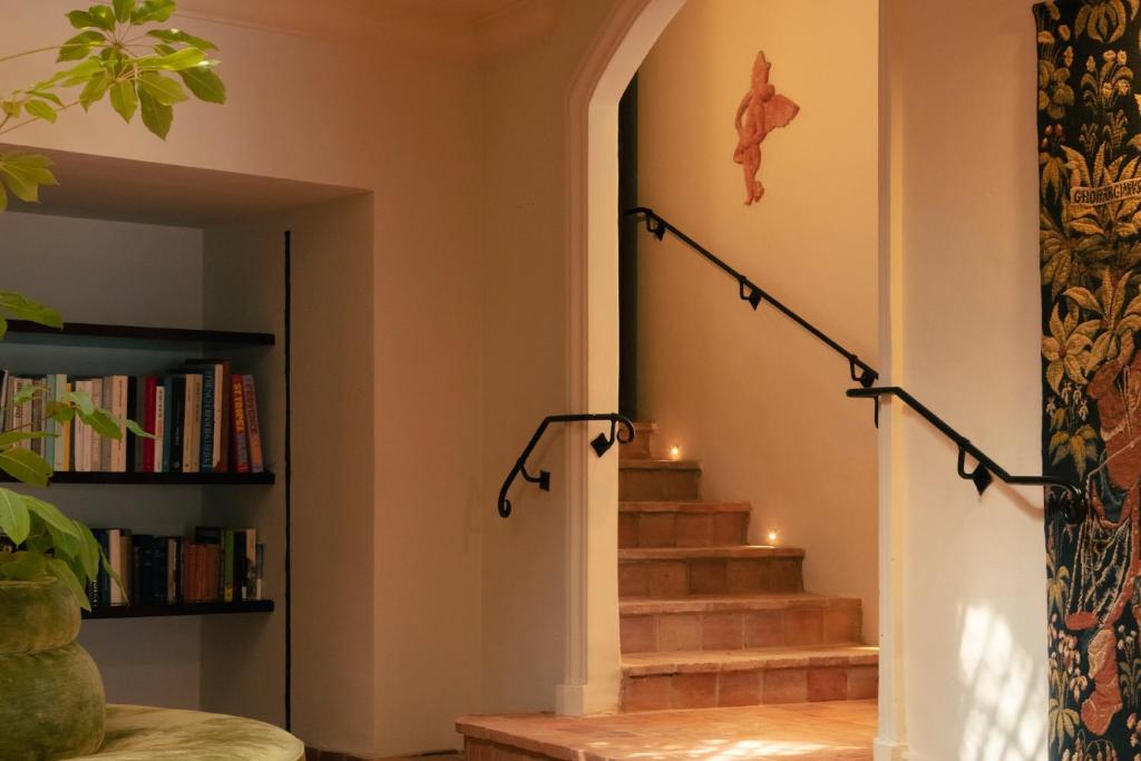 フロント・ロビー