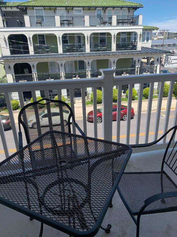 Ocean Manor 1100 Inn photo