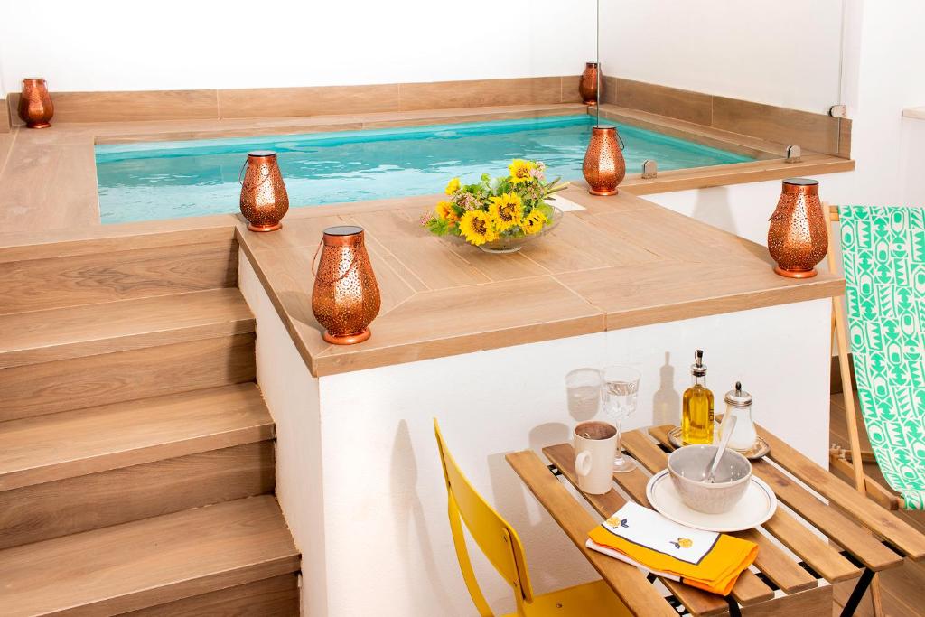 Apto. Maese Montañés. Céntrico con piscina privada - 2