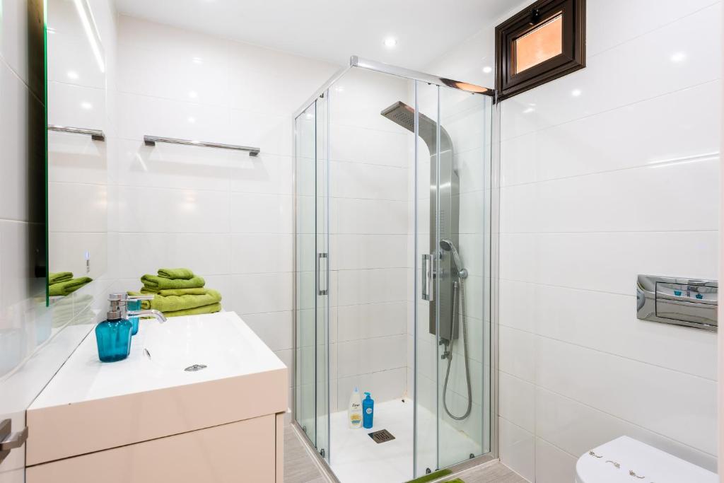 Tenerife South Apartments - 4