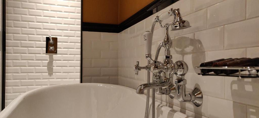 Lisbon Hotel Valverde Lisboa - Relais & Chateaux Additional