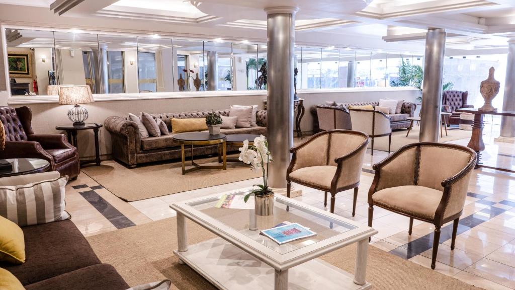 Hotel Metropol photo