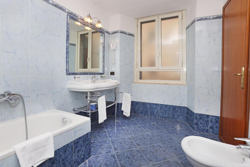 ห้องน้ำ