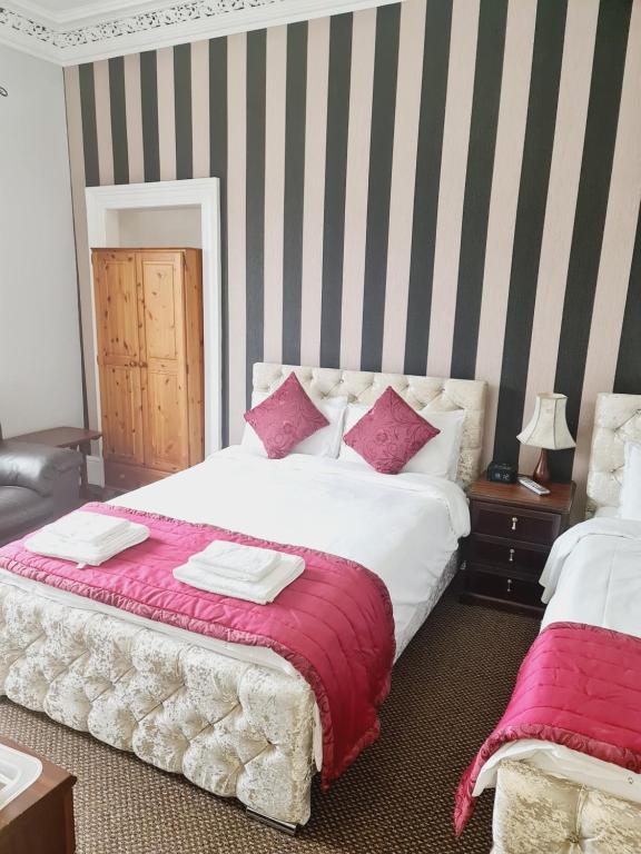 Dalry Guesthouse photo