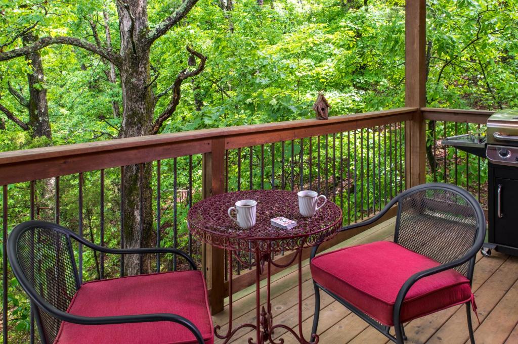 Eureka Sunset Cabins photo