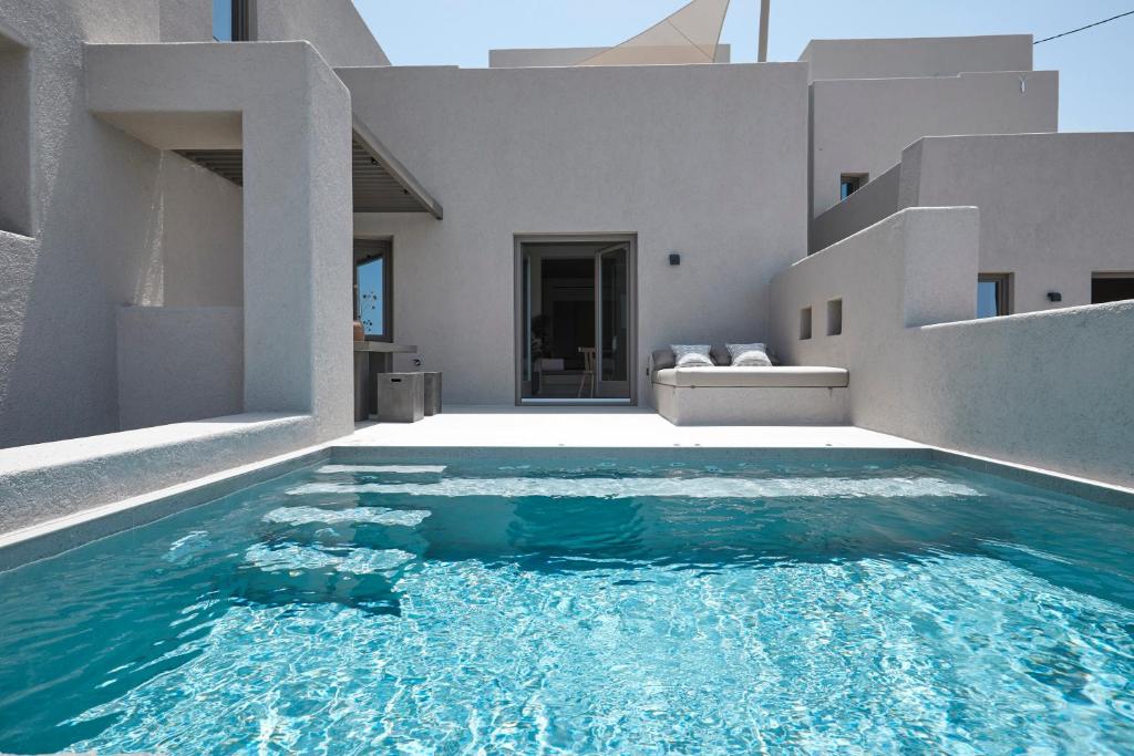 スイミングプール