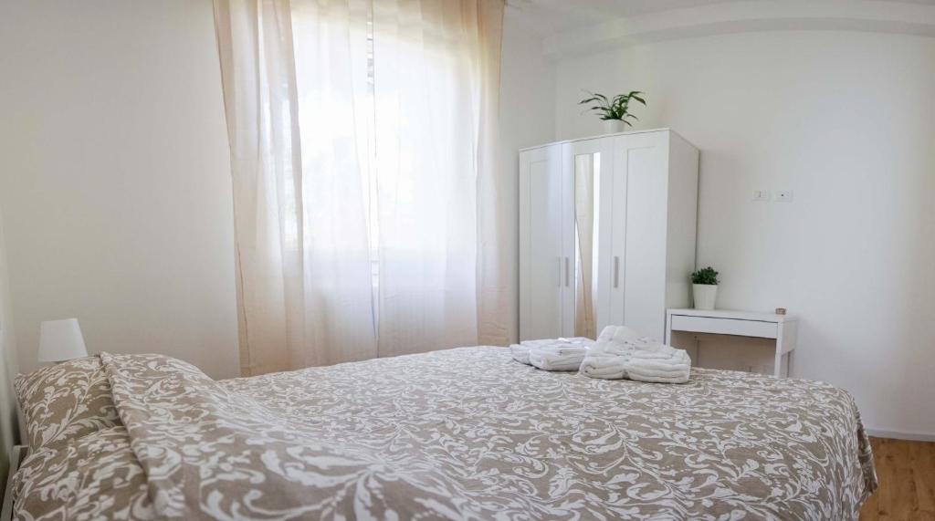 La Veranda Bed and Breakfast - 5
