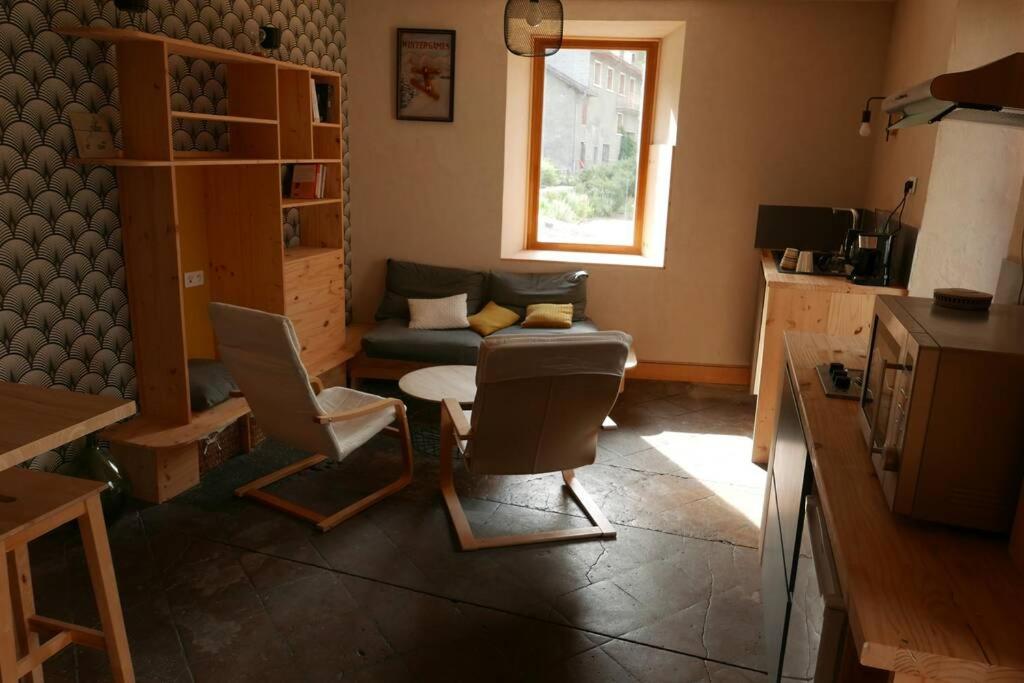 Joli appartement confortable rénové style cosy - 2