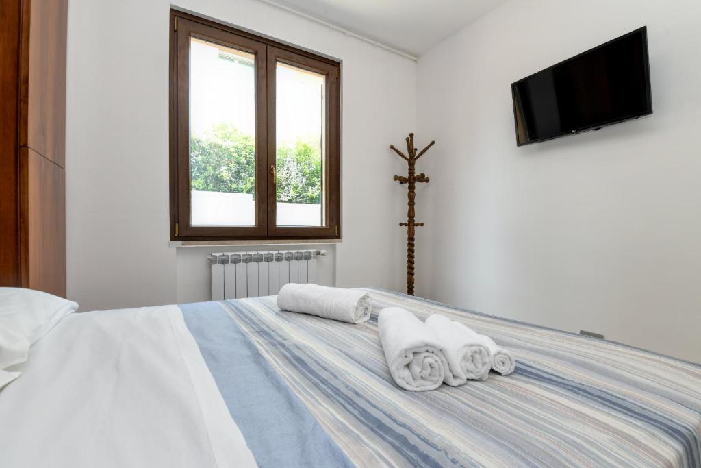 My Desenzano Holiday Apartment - 3