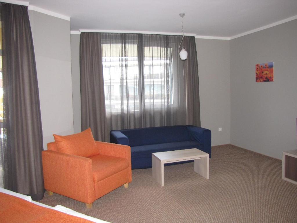 Blue Orange Beach Resort — Pokoje in Sozopol, Region Burgas