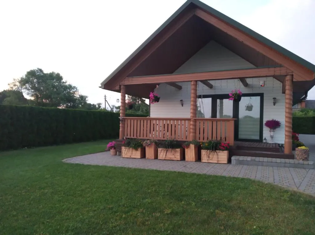 Pakeliui/On the way, hotel in Tauragė