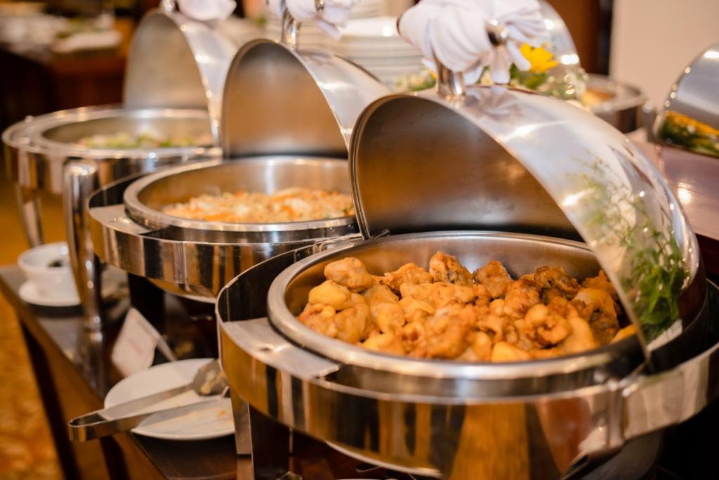 Еда и напитки