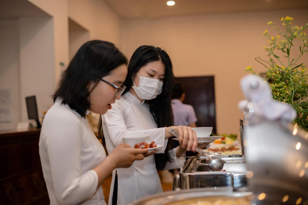 Еда и напитки