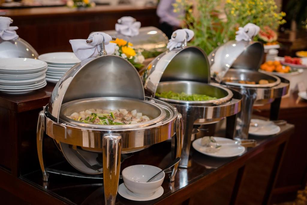 Еда и напитки