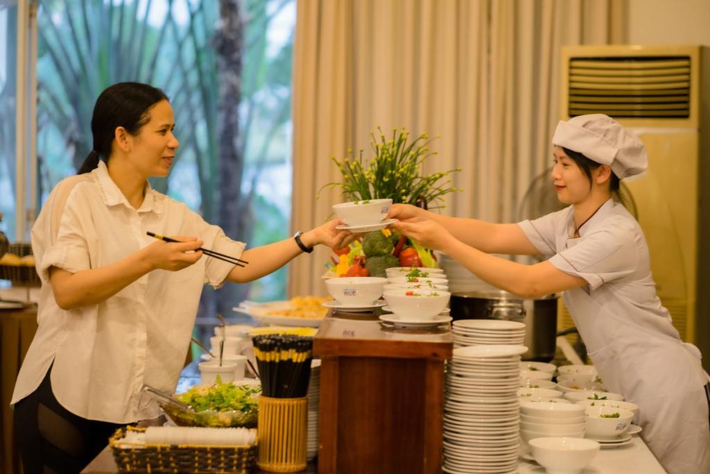 Еда и напитки