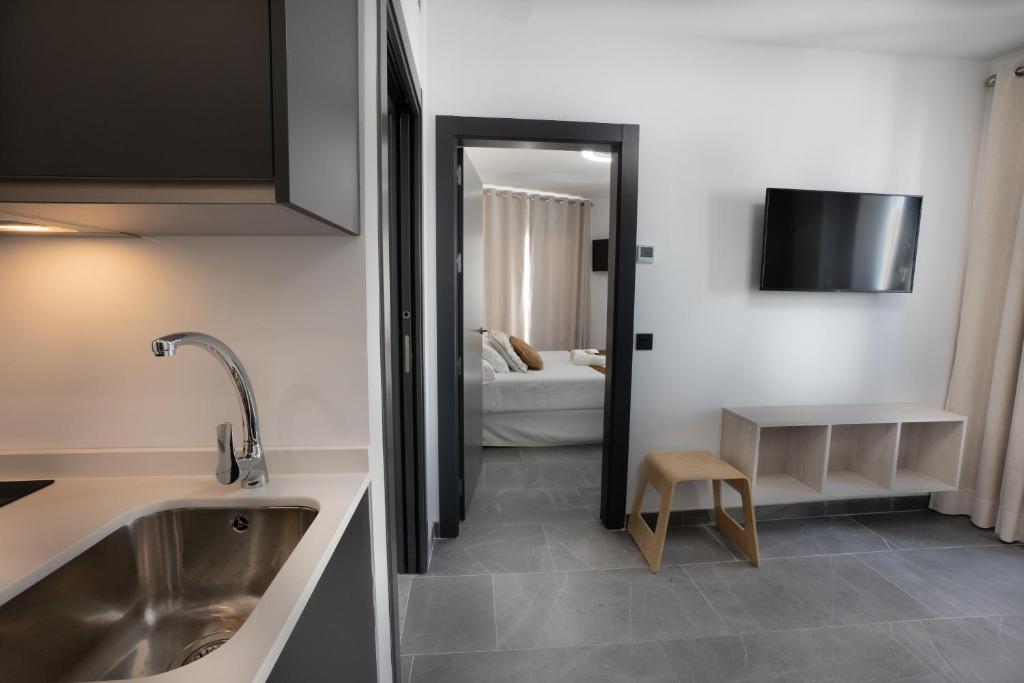 NERJA-CENTRO-JACUZZI- MIRADOR DE LA ERMITA- Adults Recommended photo