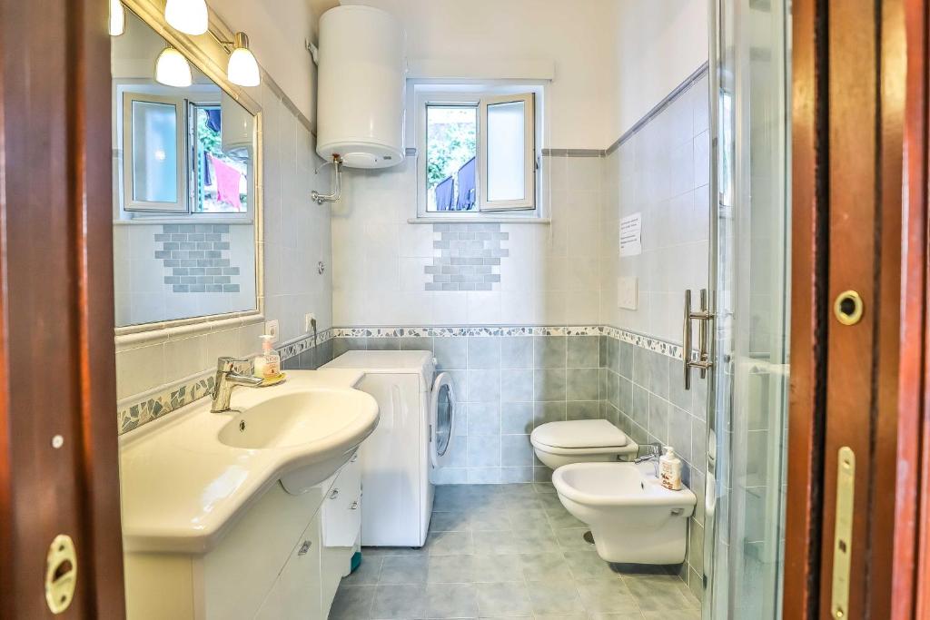 Apartment with 4 bedrooms in Amalfi photo