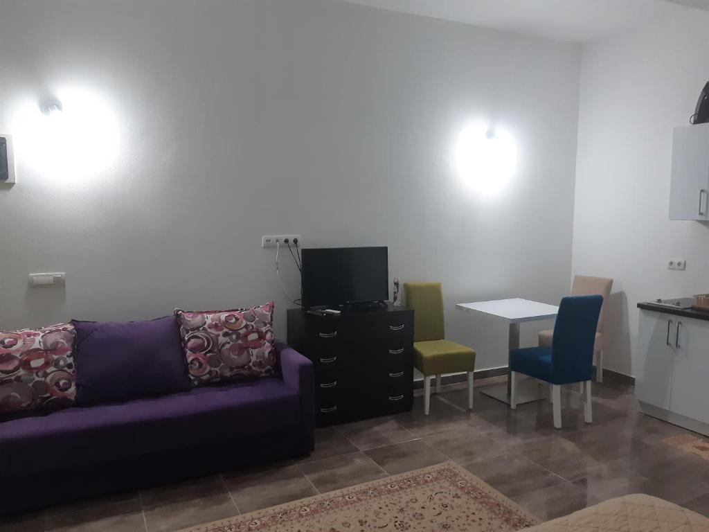 Zara Apartments photo