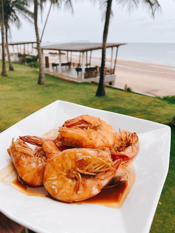 อาหารและเครื่องดื่ม