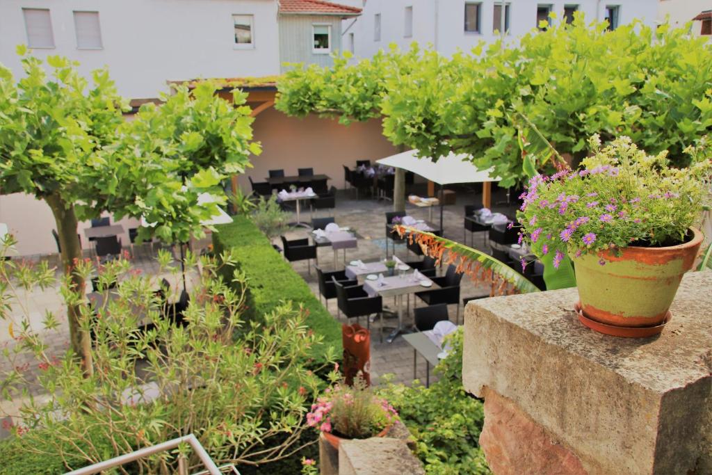 Restaurant & Hotel Einhorn photo