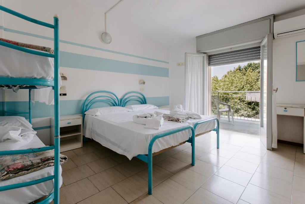 Hotel Edward - 5