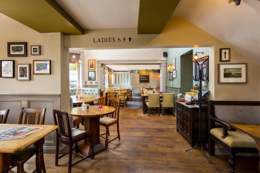 Inn in the Park Poole - photo 3
